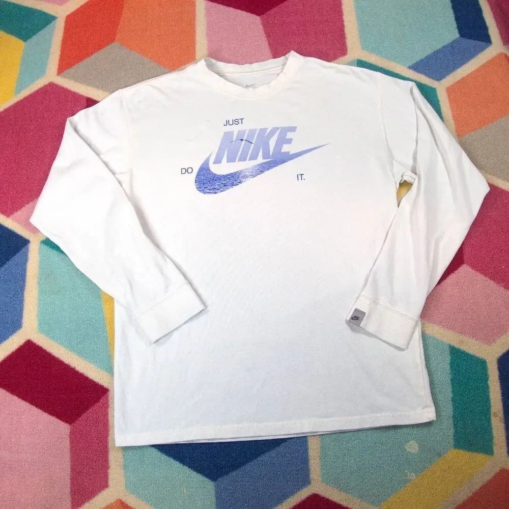 Nike Sportswear M2Z Long‎ Sleeve Tshirt  Small